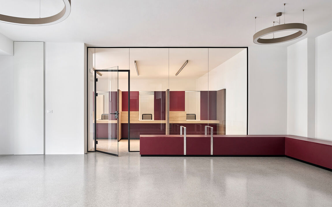 trennwand-gm martition mono mit zargenprofile-gm trennwand-aesthetik-buero-pfarre-oliverjaist