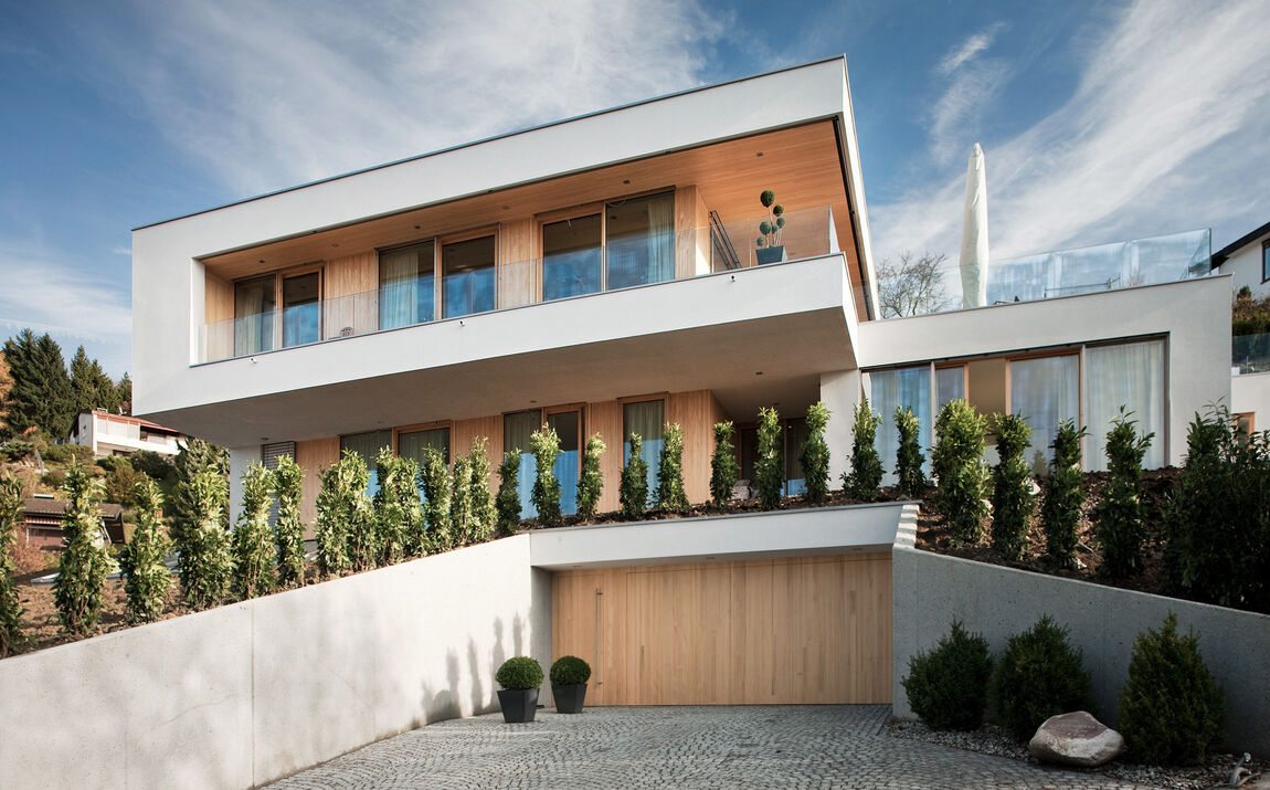 Einfamilienhaus mit GM RAILING® UNI TOP  Einfamilienhaus mit GM RAILING® UNI TOP