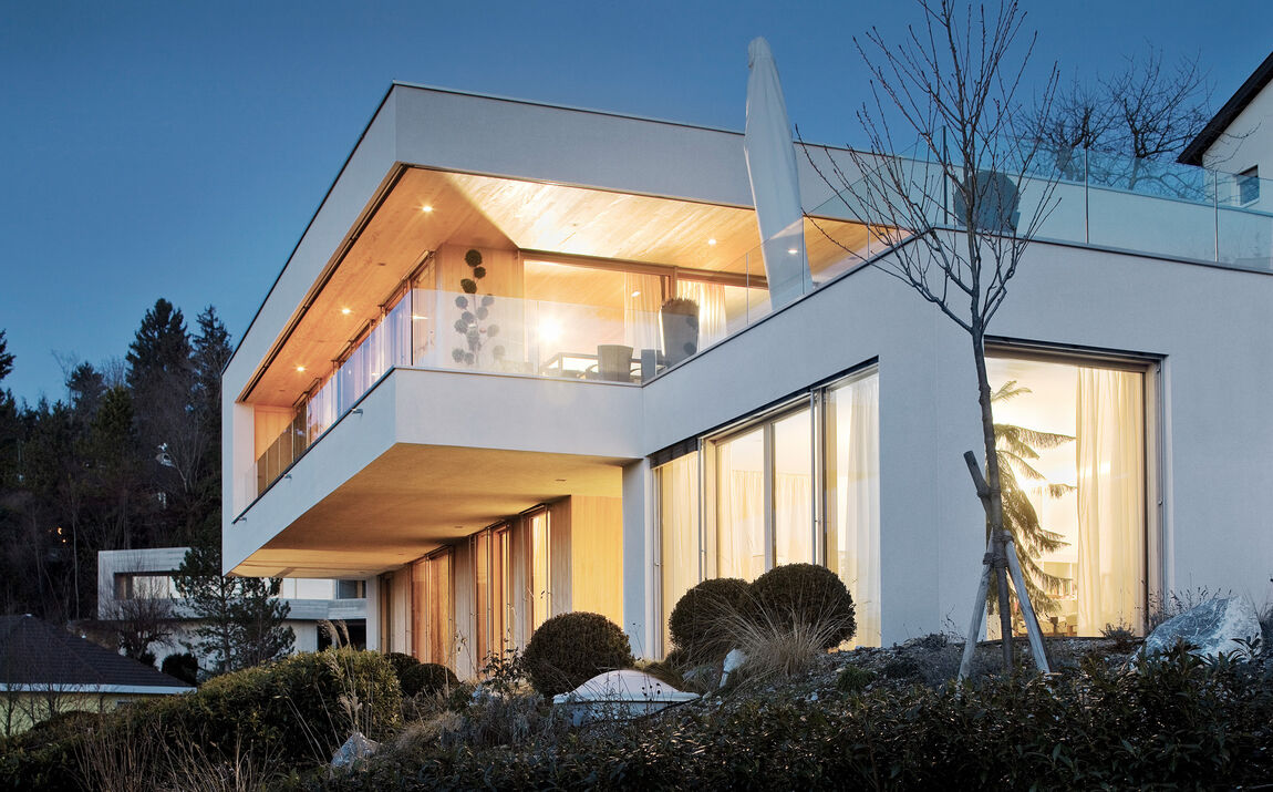Einfamilienhaus mit GM RAILING® UNI TOP Einfamilienhaus mit GM RAILING® UNI TOP