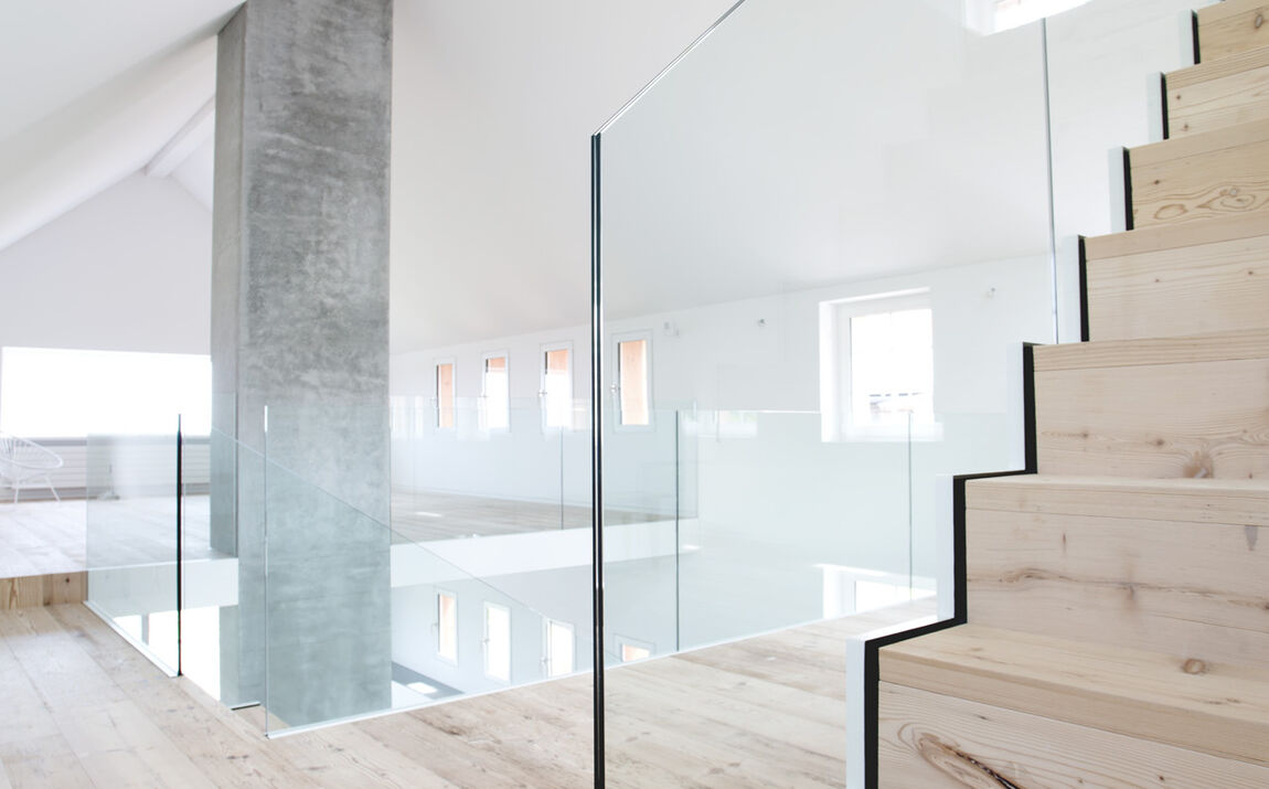 GM Railing Uni Side Appenzellerhaus  GM Railing Uni Side Appenzellerhaus