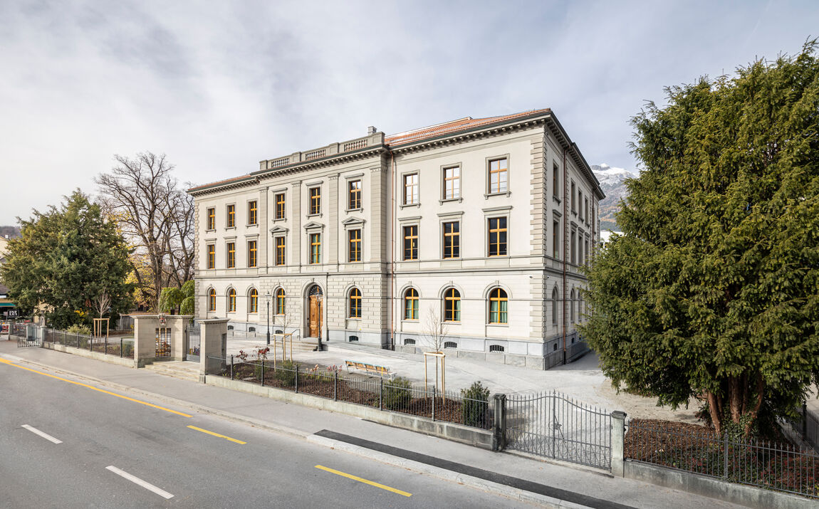 uniglas-isolierglas-safe-durchschusshemmend-obergericht-chur-ingorasp (2)