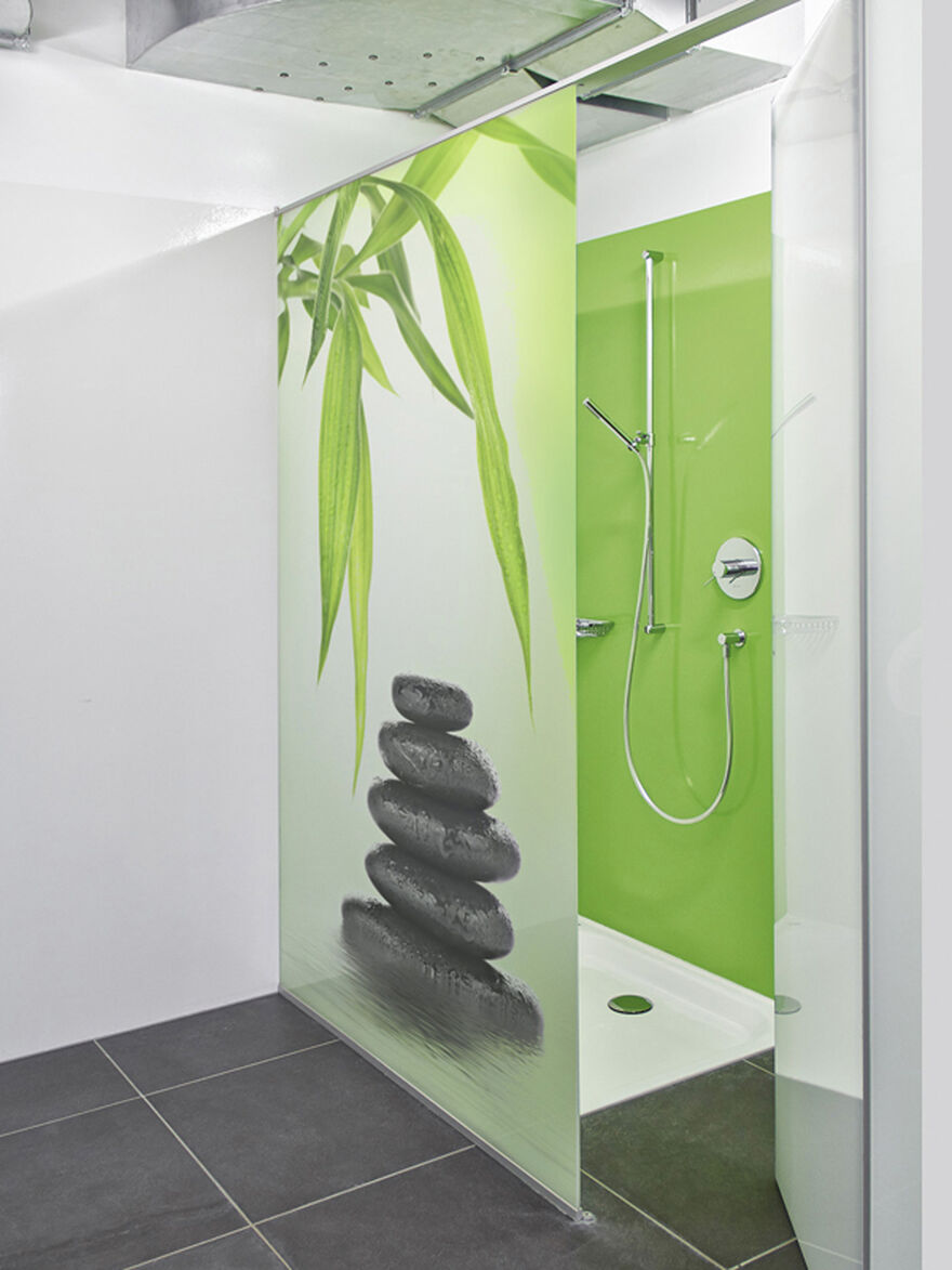 Dusche mit Glaswand: GM FOTODRUCK