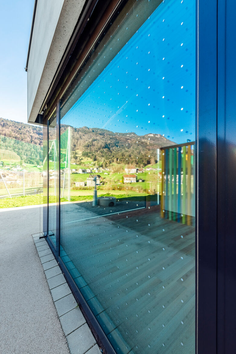 uniglas isolierglas-saflex flysafe 3d-vogelschutz glas-schule -andelsbuch-manuel paul(10)