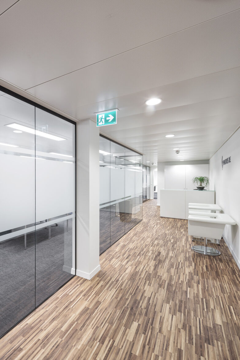 GM Martition Plus Geschästfgebäude 