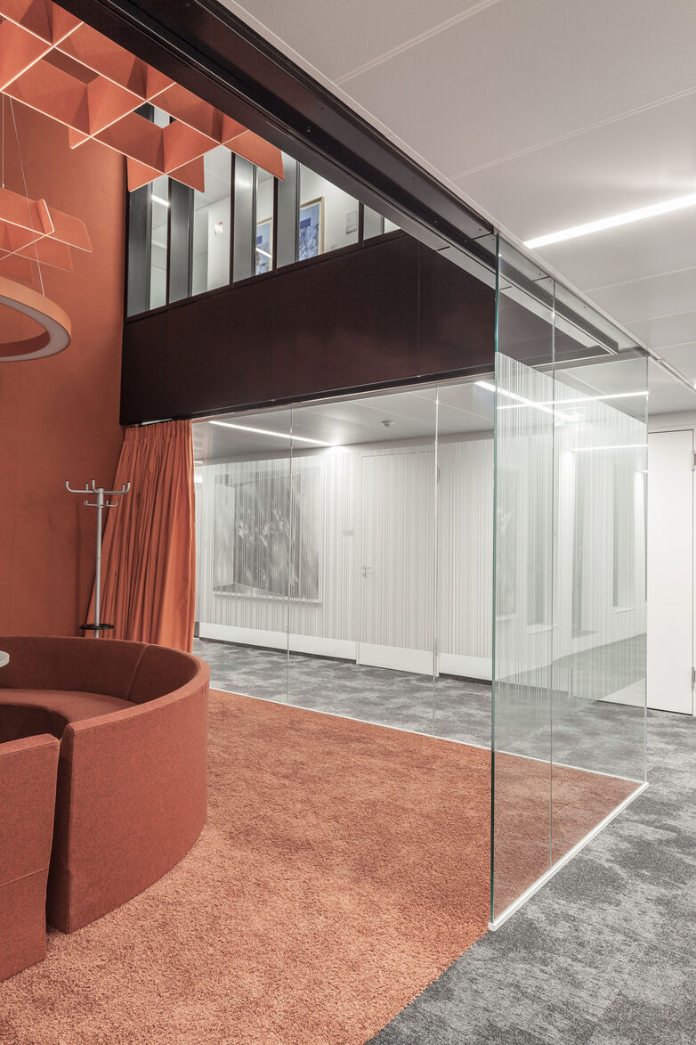 Büro-Trennwände aus Glas: GM ZARGENPROFILE von Glas Marte