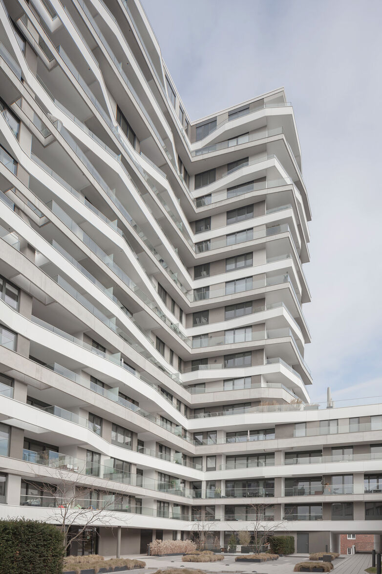 GM RAILING® UNI SIDE Wohnanlage 