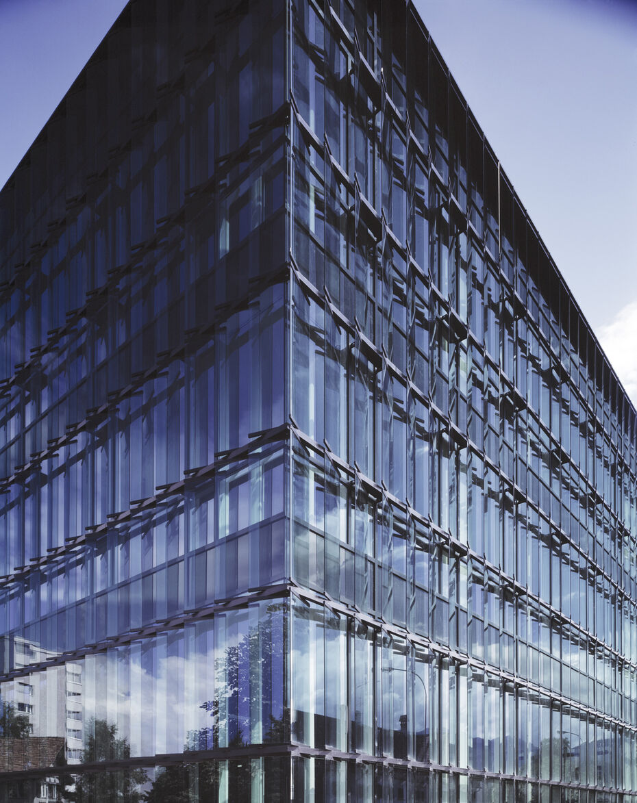 GM Structural Glazing GM Structural Glazing