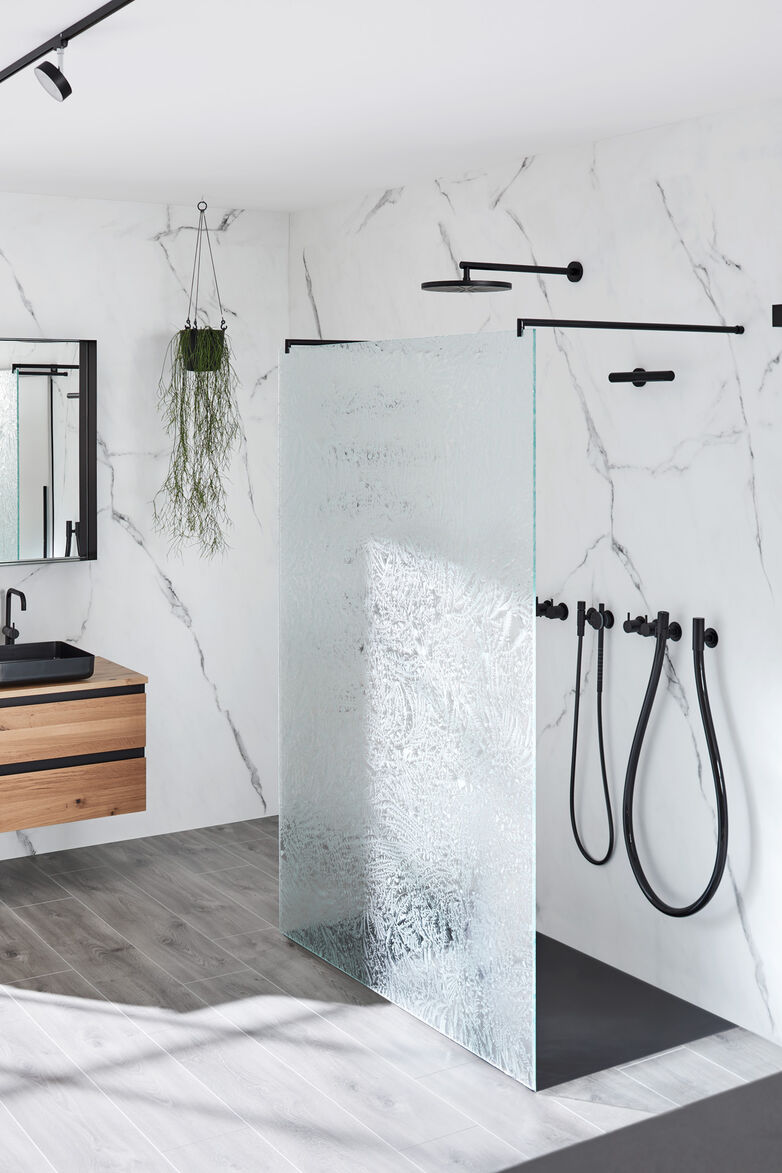 DUSCHVERGLASUNG MIT GM ICE-H®