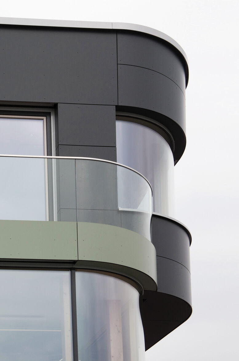GM RAILING® BENT: für gebogene Glasgeländer