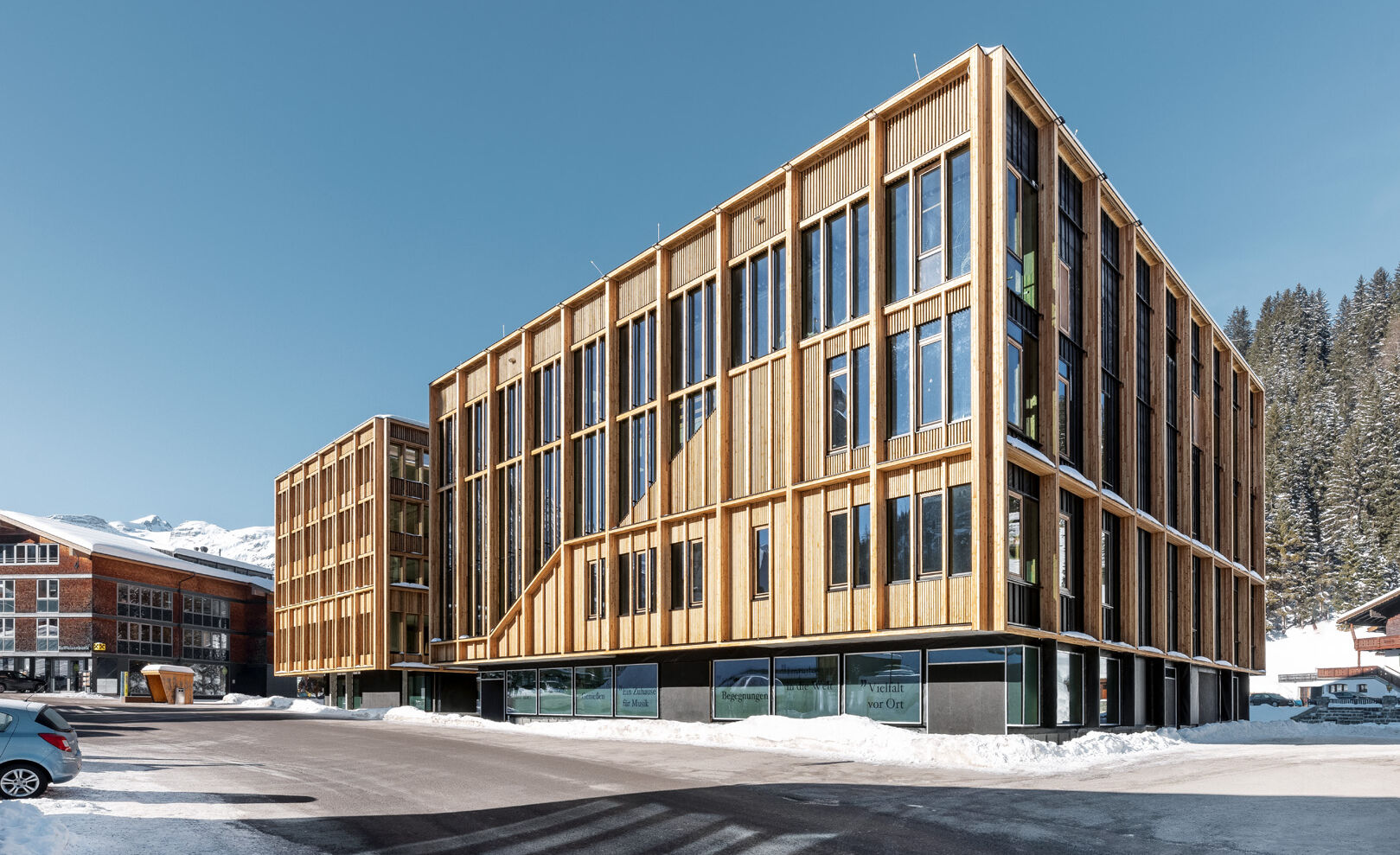 UNIGLAS Isolierglas Gemeindezentrum Lech