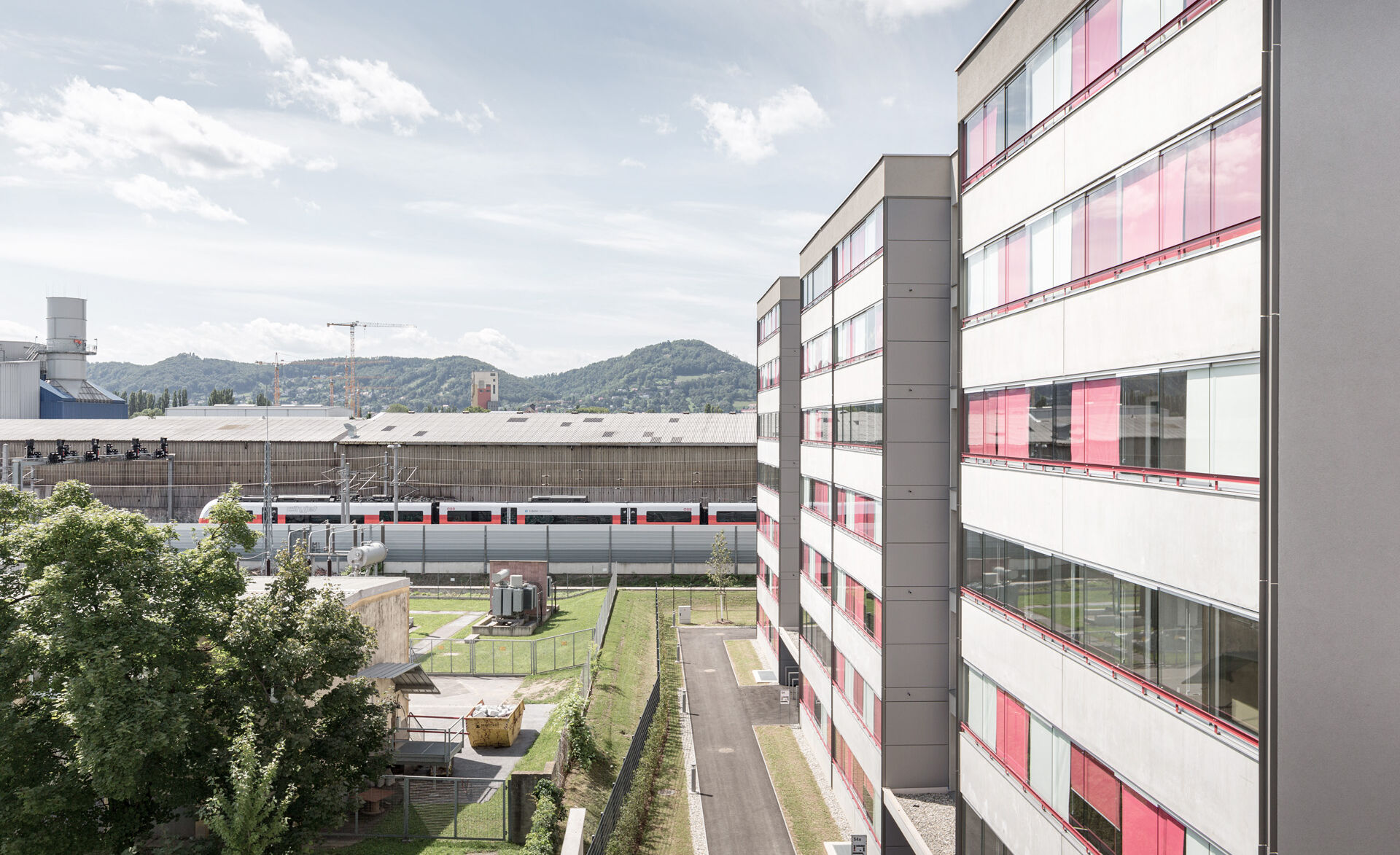 Balkon mit GM Toproll 10/14 Eggenberger 