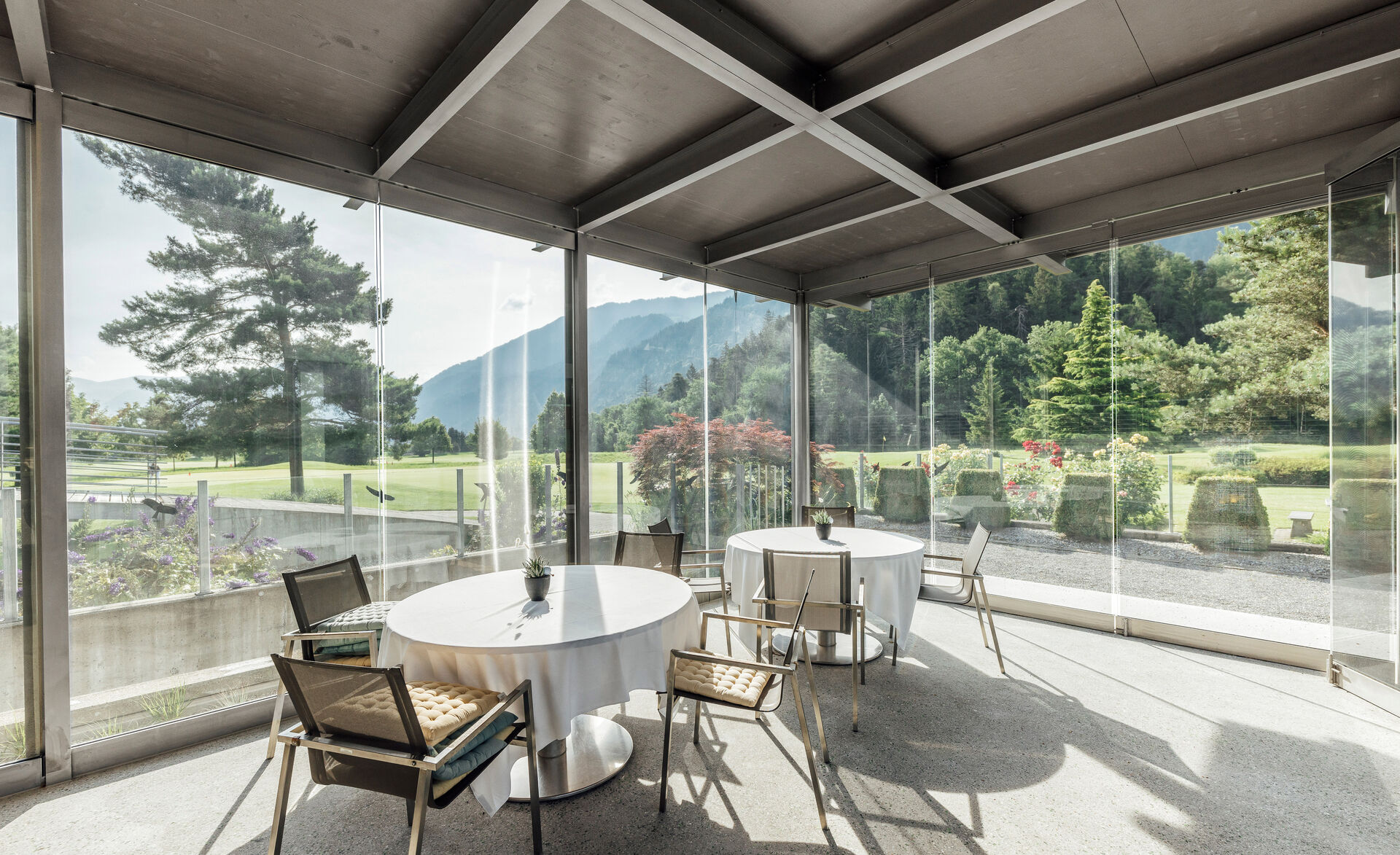 flachglas-gm lamimartex-metall im glas-golfplatz domat-domat ems-manuel paul(10)