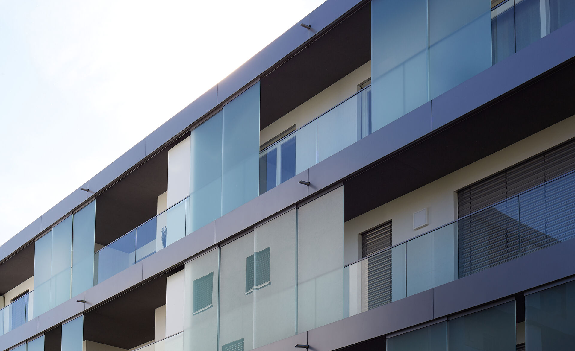 Glasmarte-glasgeländer-schiebesysteme-2 Glasmarte-glasgeländer-schiebesysteme-2