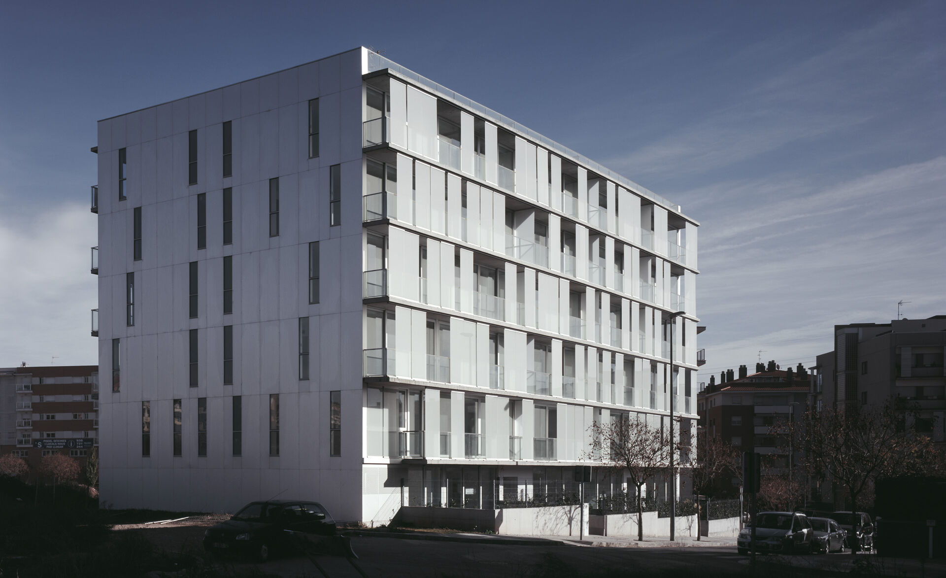 Mehrfamilienhaus mit GM Toproll 10/14 Manresa 