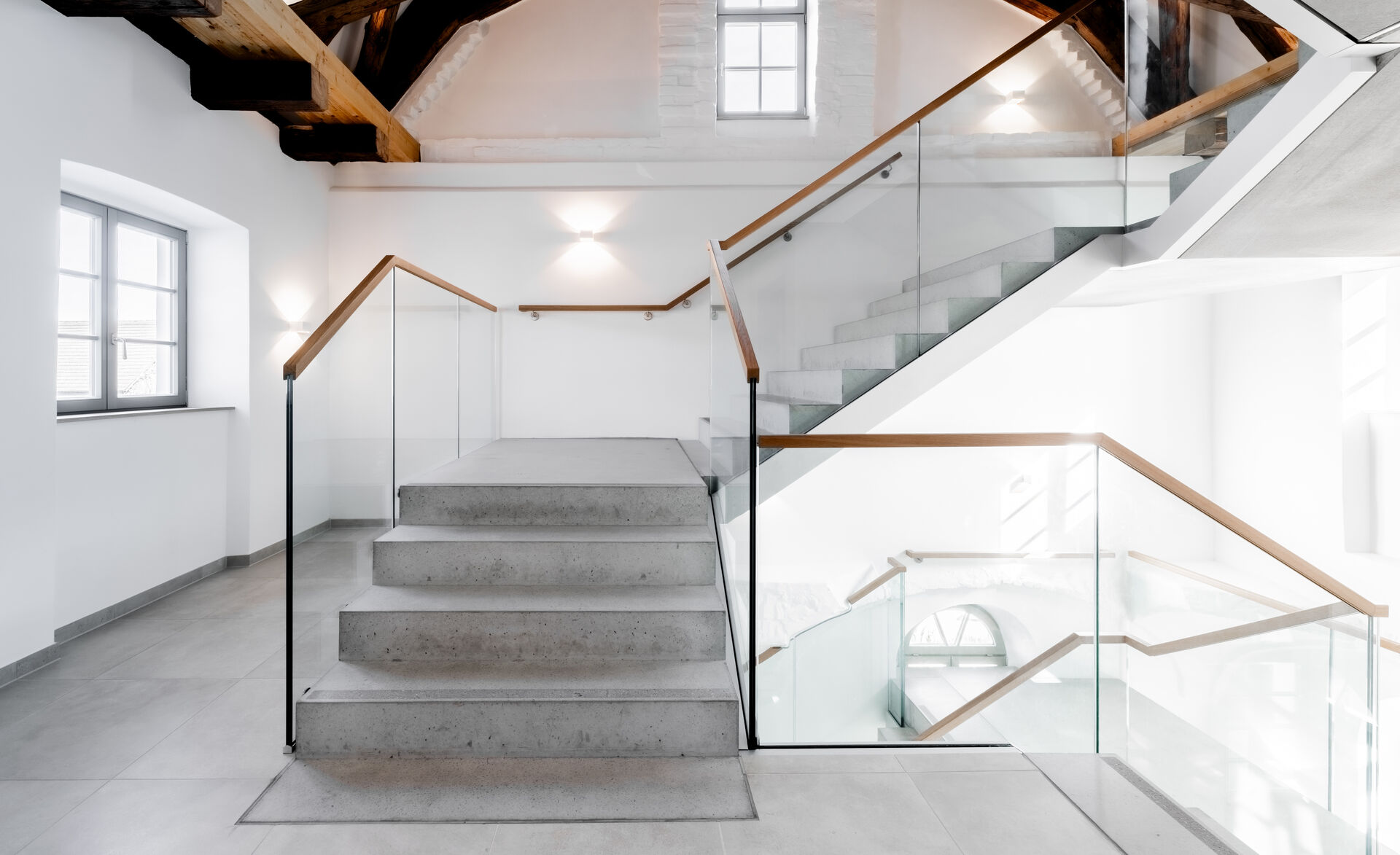 GM RAILING® UNI SIDE Geschäftsgebäude 