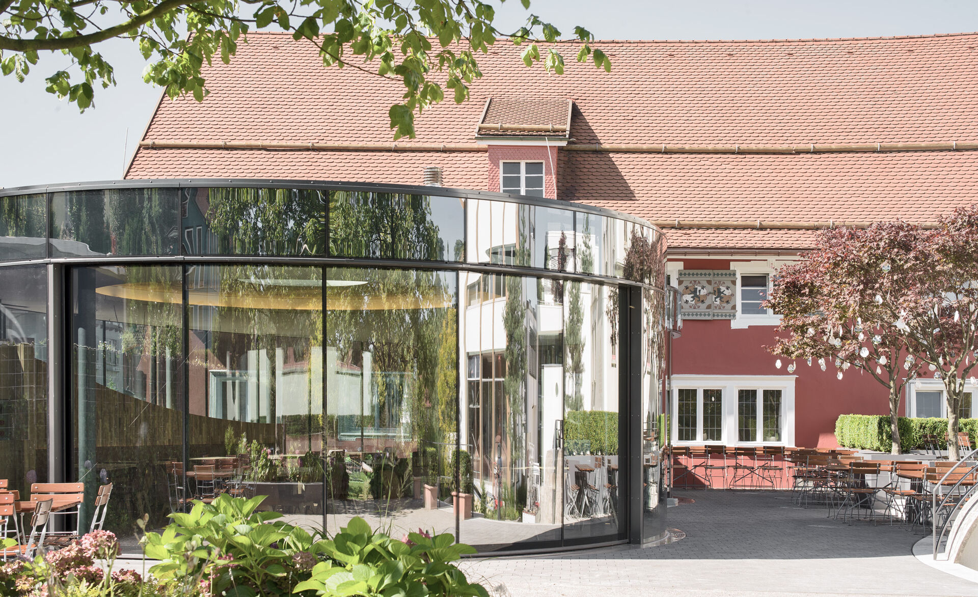 GM Structural Glazing