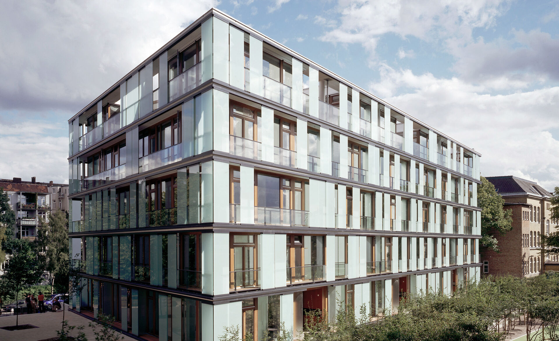 Fassade mit GM TOPROLL® 15/24