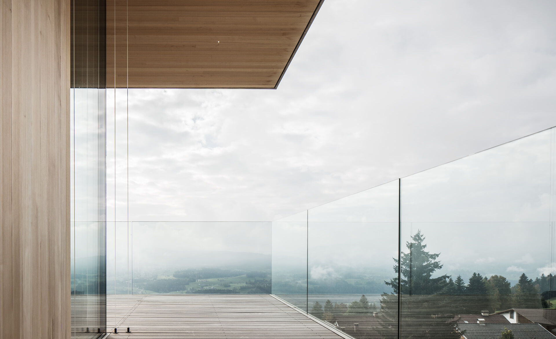 Glasklarer Ausblick dank Glasgeländer von Glas Marte