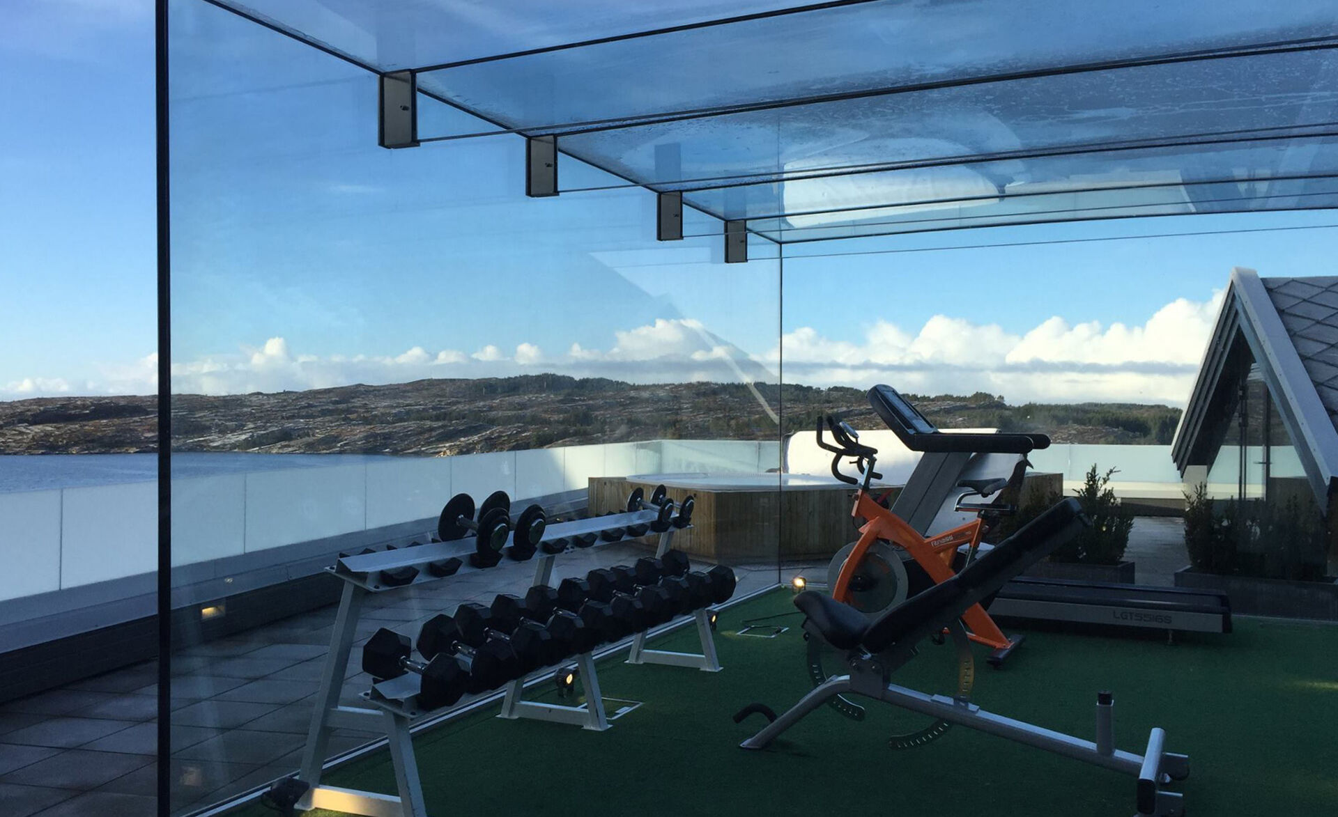 Wand und Dach aus Glas