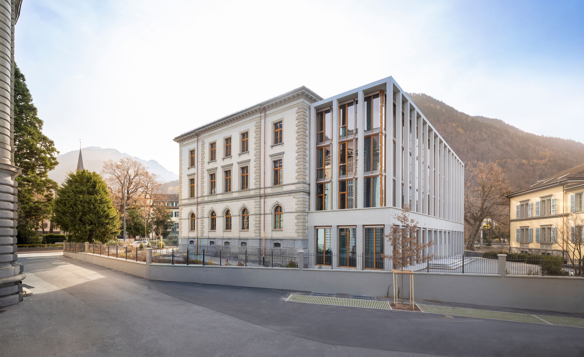 uniglas-isolierglas-safe-durchschusshemmend-obergericht-chur-ingorasp (1)