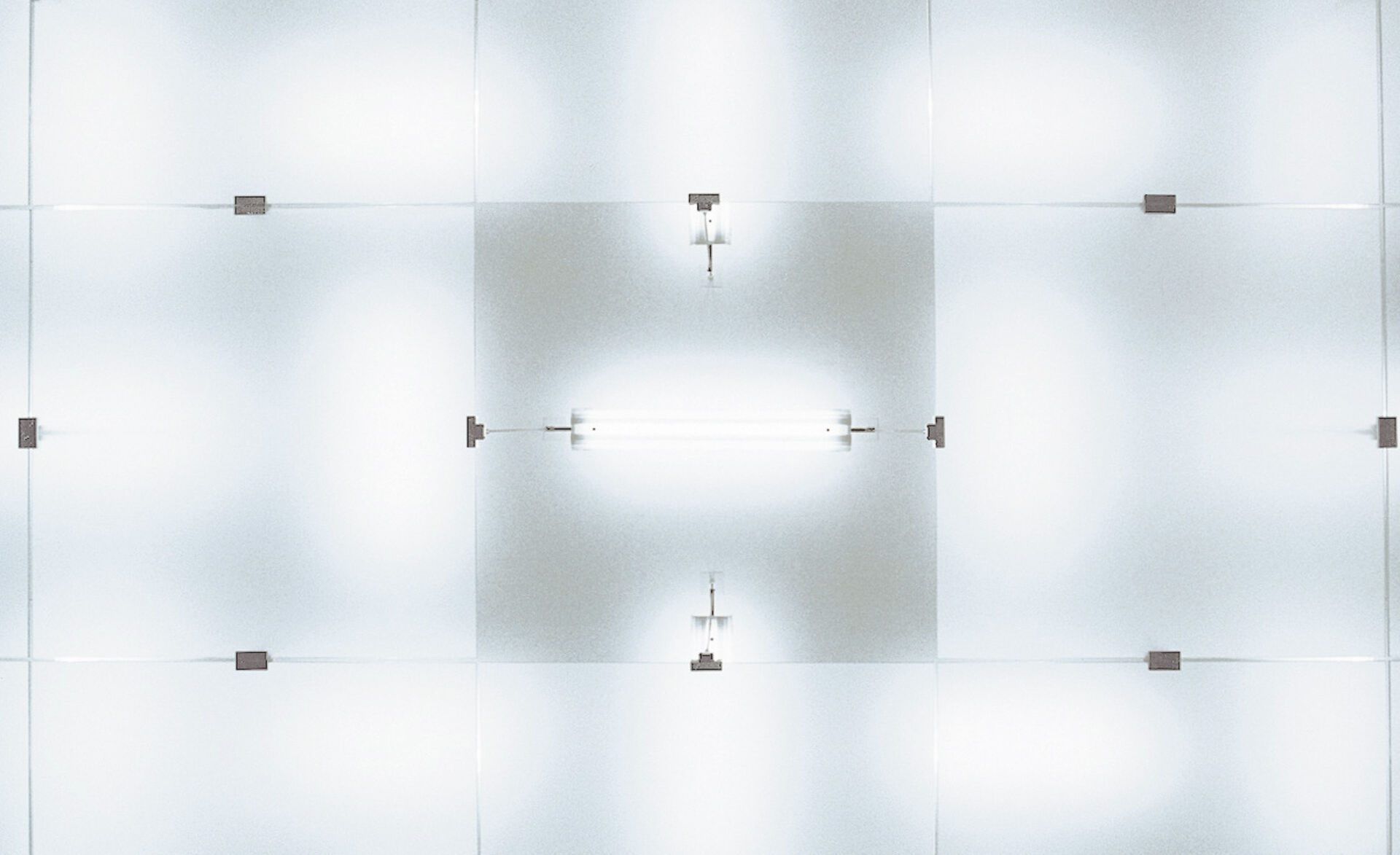 Glaskanten-Haltesystem GM KUB