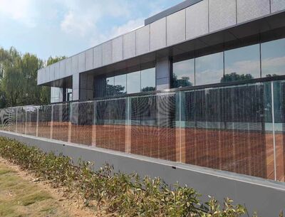 gelaender-Solar balcony application with stripe cell-photovoltaik-balkon