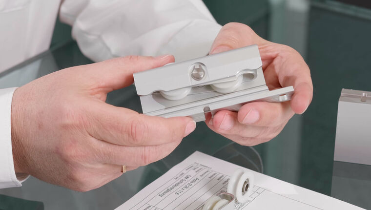 GM Schiebesysteme Das Geheimnis Der Rollentechnologie Glasschiebetür-Halterung aus Metall